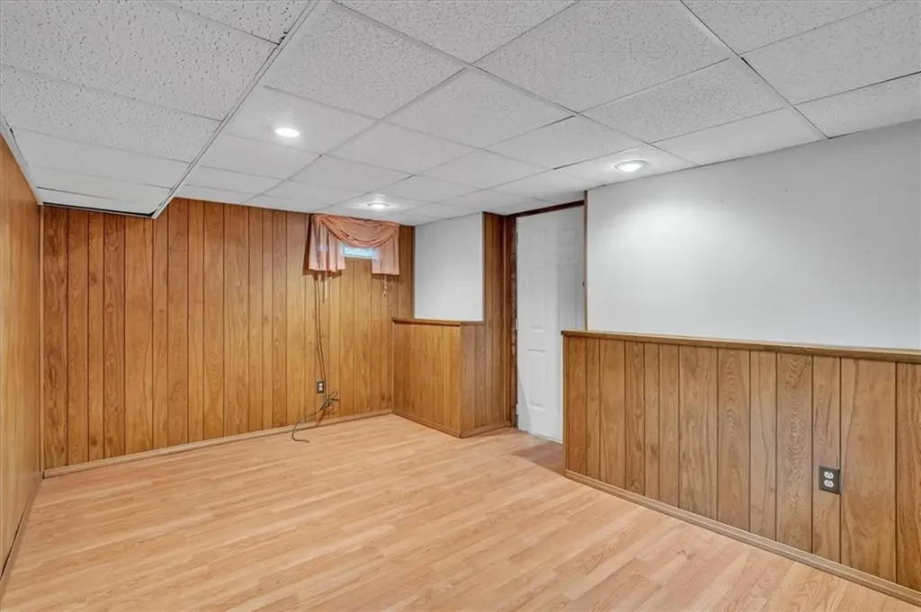 43 Brush Neck Avenue Warwick RI 02889