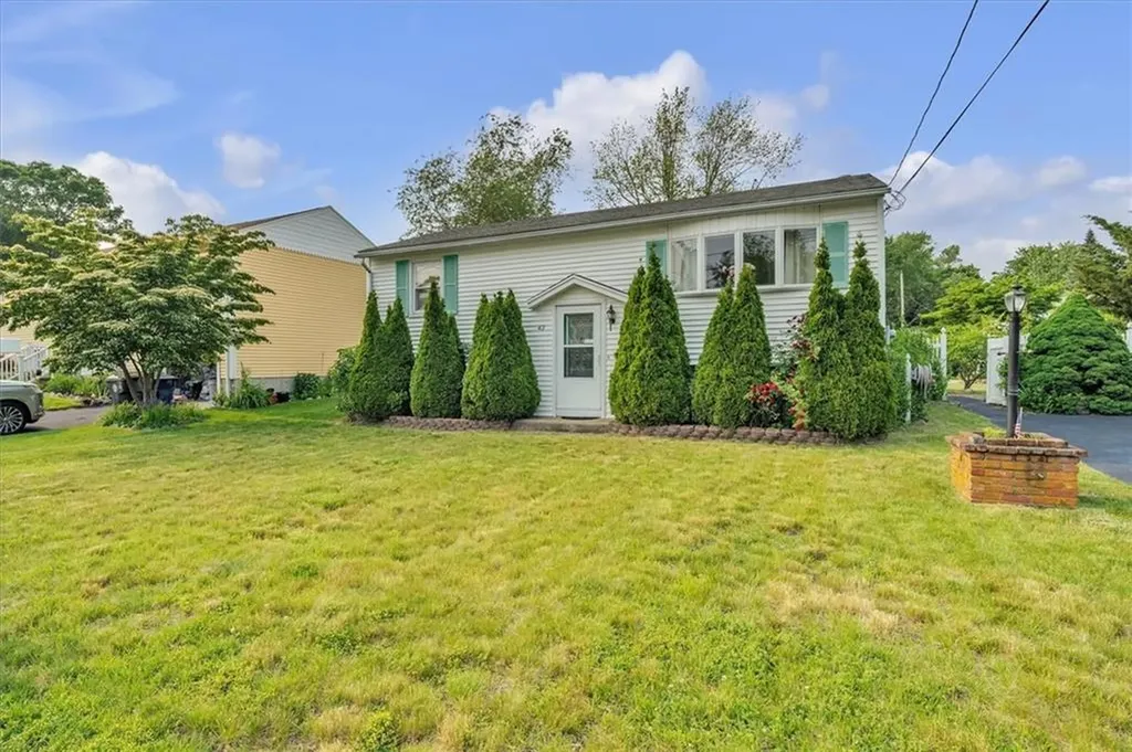 43 Brush Neck Avenue Warwick RI 02889