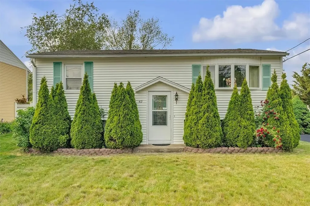 43 Brush Neck Avenue Warwick RI 02889