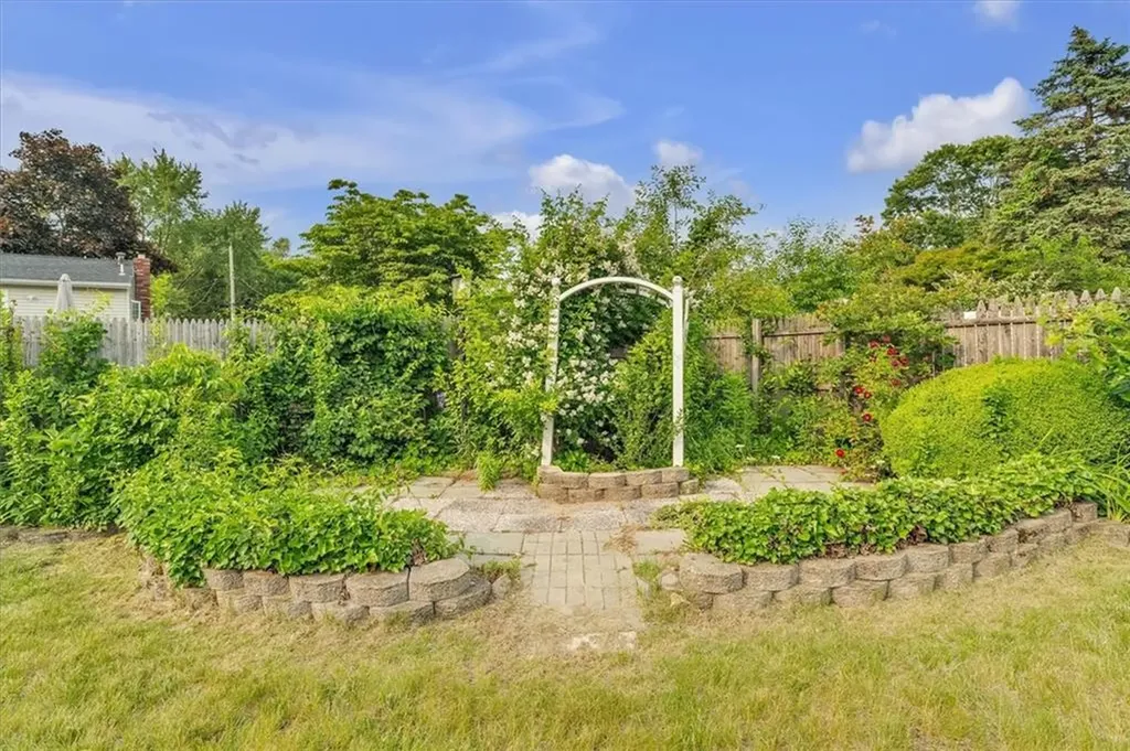 43 Brush Neck Avenue Warwick RI 02889