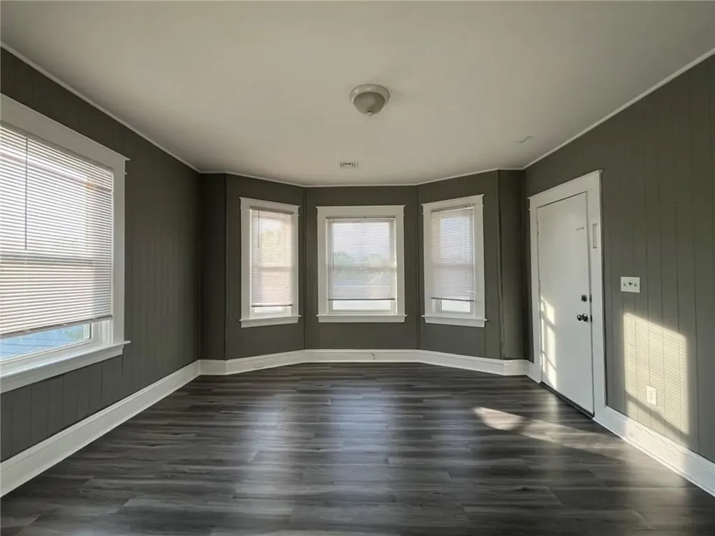 70 Oliver Street Bristol RI 02809