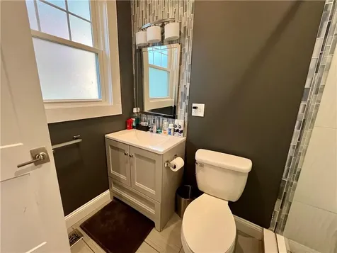 457 Douglas Avenue Providence RI 02908