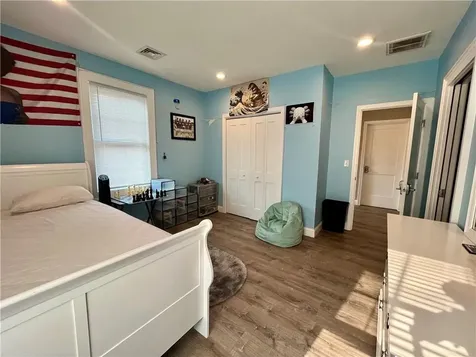 457 Douglas Avenue Providence RI 02908