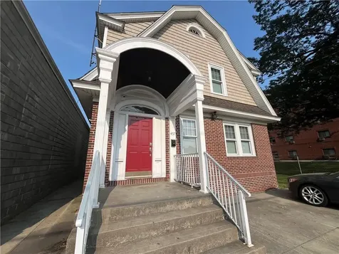 457 Douglas Avenue Providence RI 02908