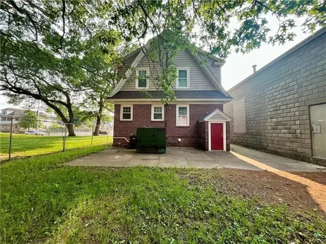 457 Douglas Avenue Providence RI 02908