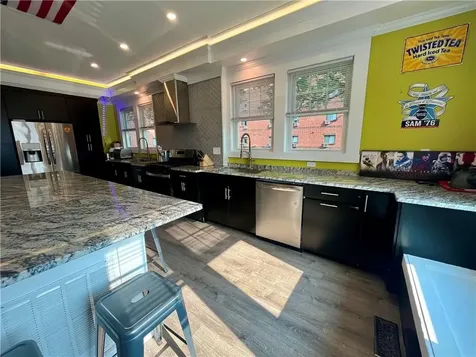 457 Douglas Avenue Providence RI 02908