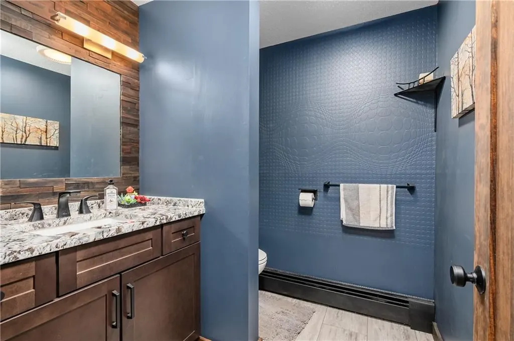 24 Lincoln Drive North Smithfield RI 02896