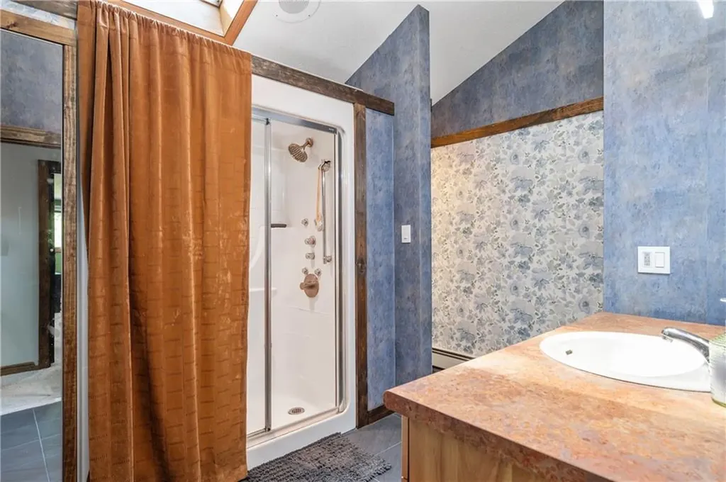 24 Lincoln Drive North Smithfield RI 02896