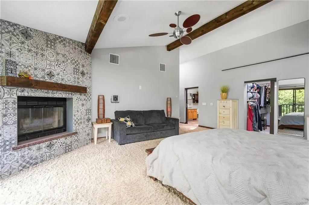 24 Lincoln Drive North Smithfield RI 02896