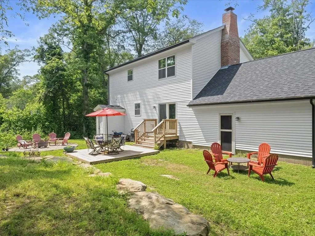 263 Collins Road Hopkinton RI 02804