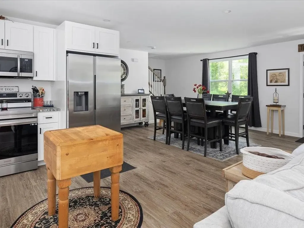 263 Collins Road Hopkinton RI 02804