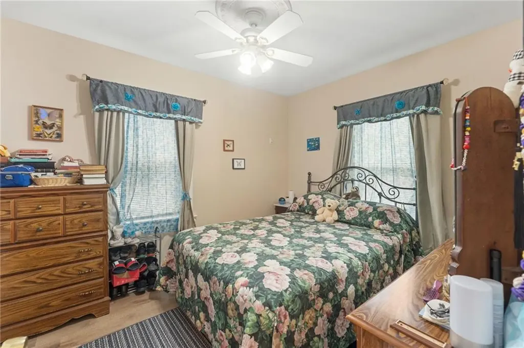 49 Seamans Street Providence RI 02908