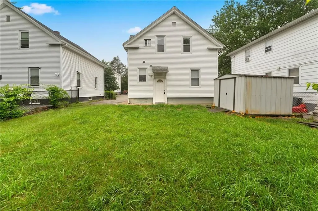 49 Seamans Street Providence RI 02908
