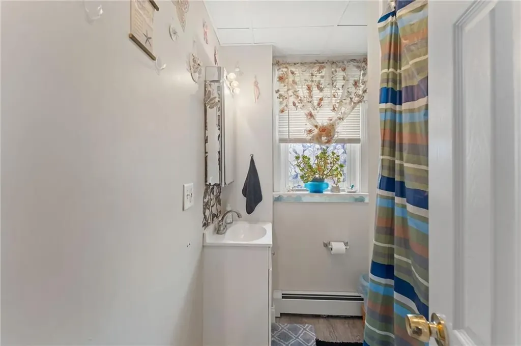 49 Seamans Street Providence RI 02908