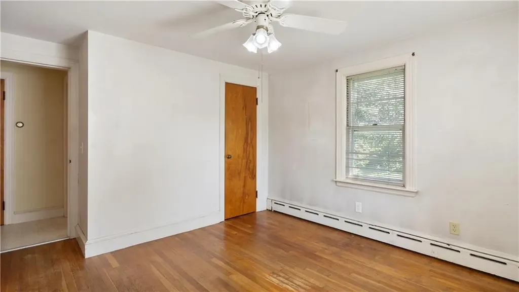 92 Glendale Drive West Warwick RI 02893