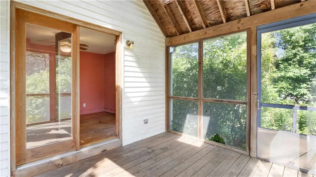 92 Glendale Drive West Warwick RI 02893
