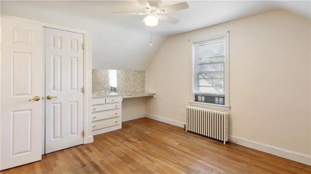 92 Glendale Drive West Warwick RI 02893