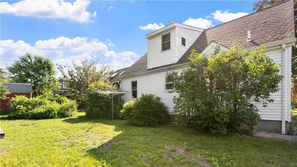 92 Glendale Drive West Warwick RI 02893