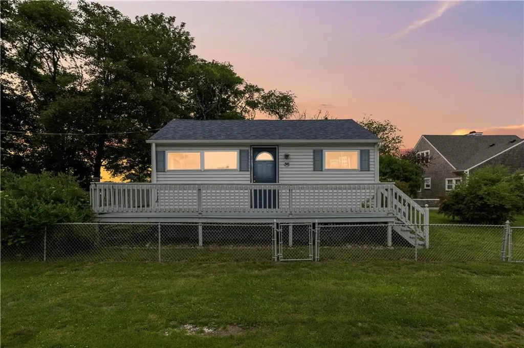 56 Grace Street Tiverton RI 02878