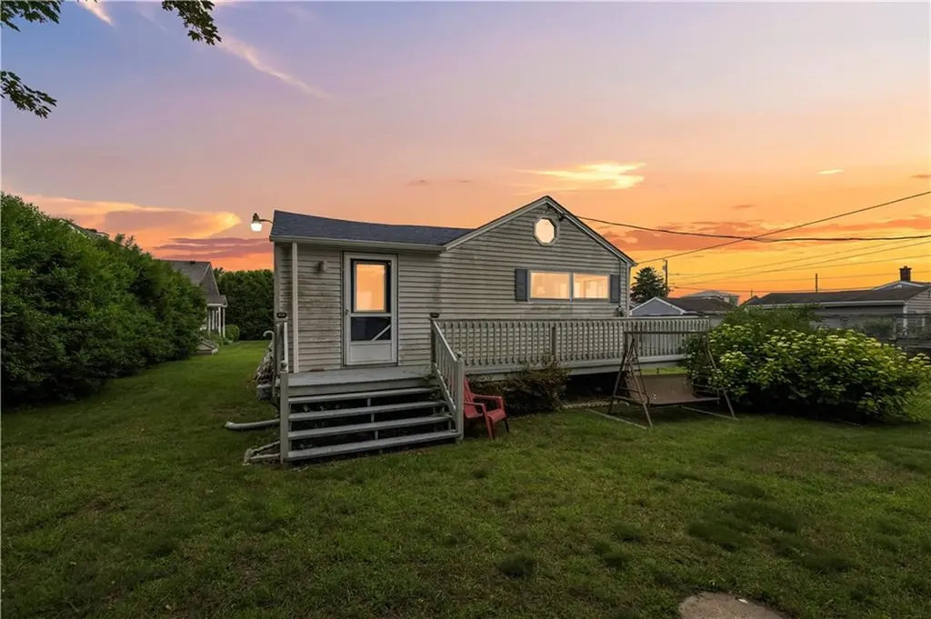 56 Grace Street Tiverton RI 02878