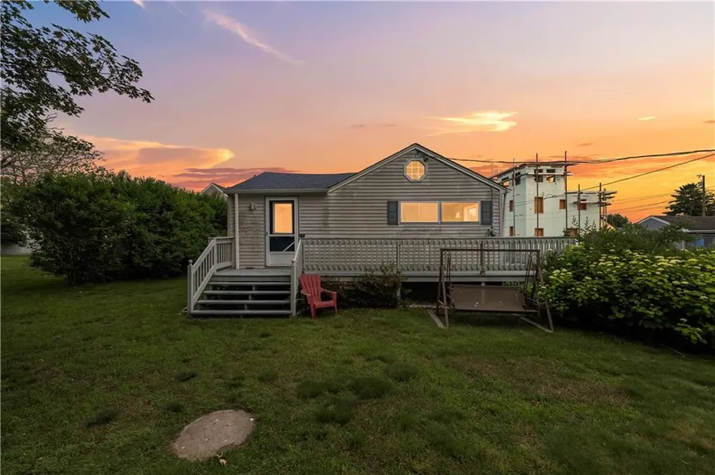 56 Grace Street Tiverton RI 02878