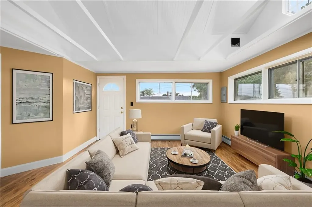 56 Grace Street Tiverton RI 02878