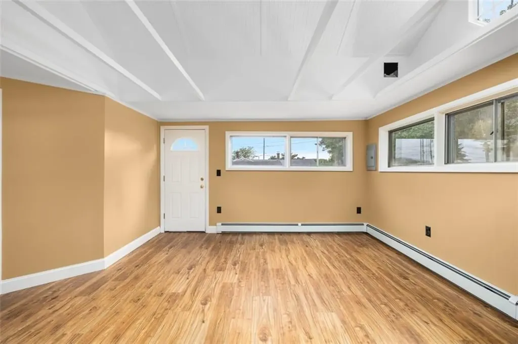 56 Grace Street Tiverton RI 02878