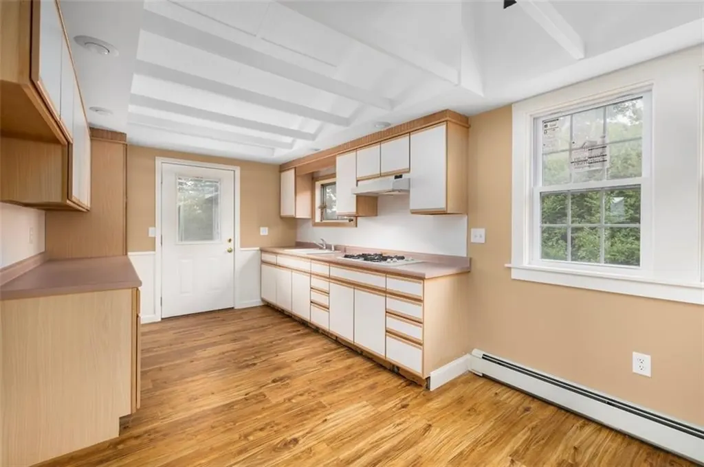 56 Grace Street Tiverton RI 02878