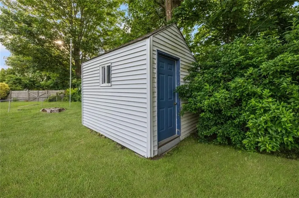 56 Grace Street Tiverton RI 02878