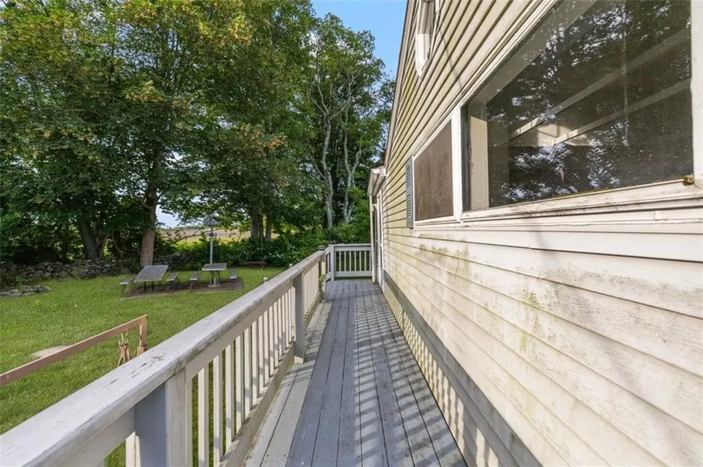 56 Grace Street Tiverton RI 02878