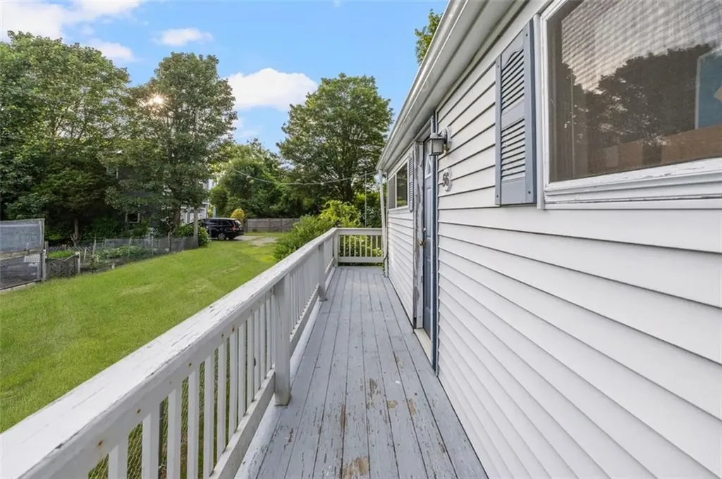 56 Grace Street Tiverton RI 02878