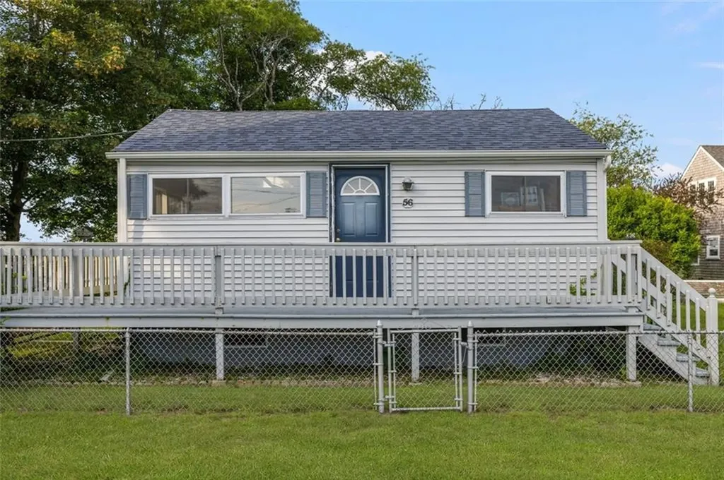 56 Grace Street Tiverton RI 02878