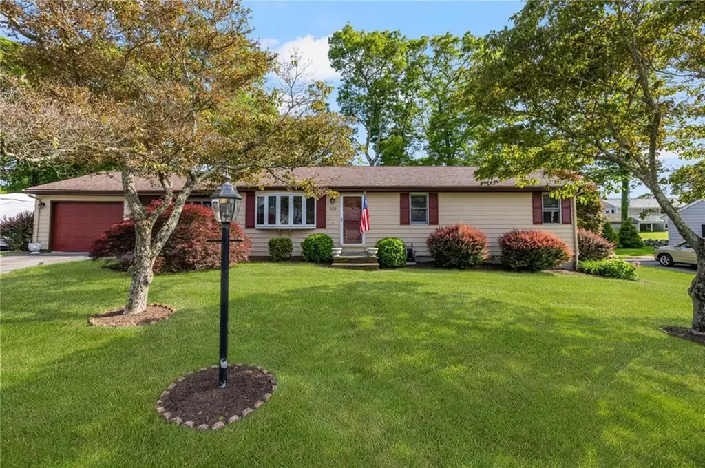 133 Warren Avenue Tiverton RI 02878