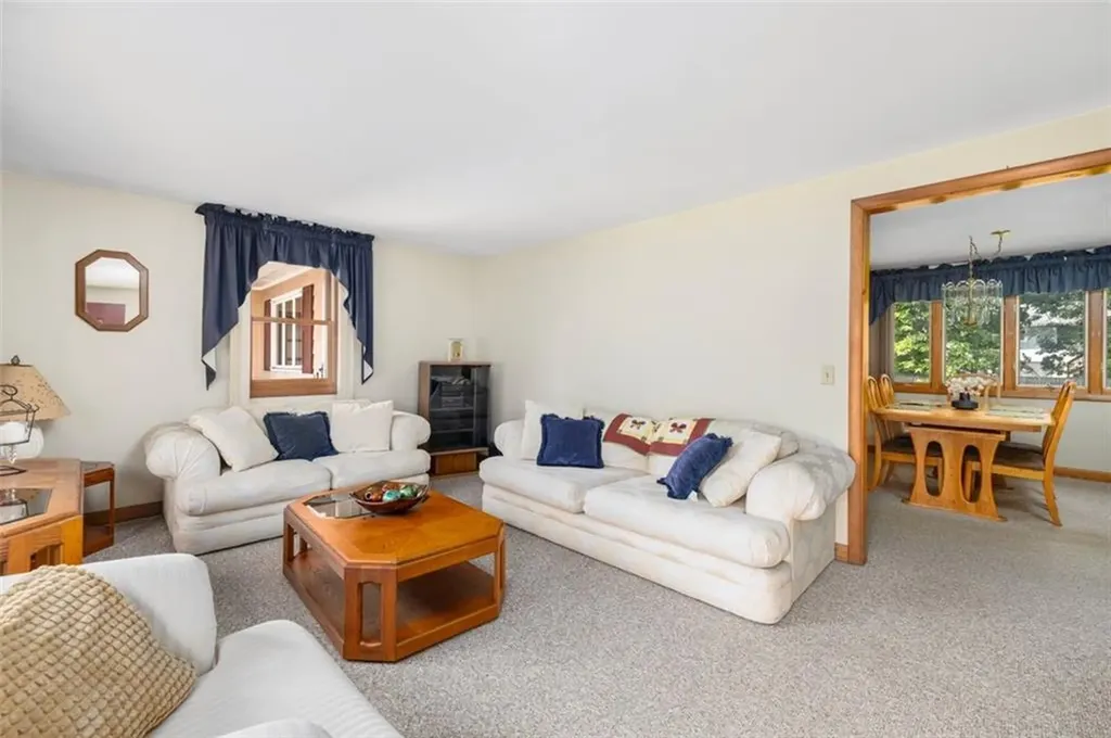 133 Warren Avenue Tiverton RI 02878