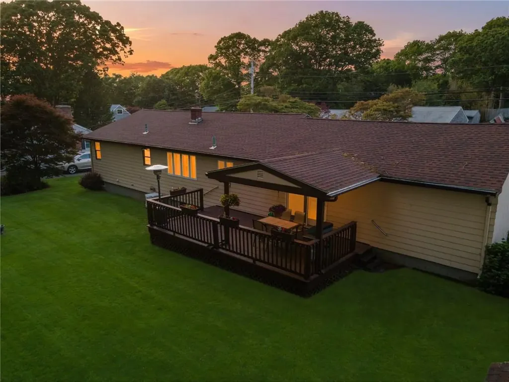 133 Warren Avenue Tiverton RI 02878