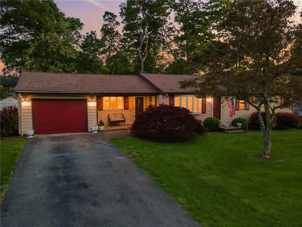 133 Warren Avenue Tiverton RI 02878