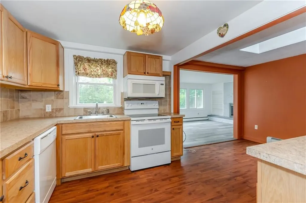 52 Capron Farm Drive Warwick RI 02886
