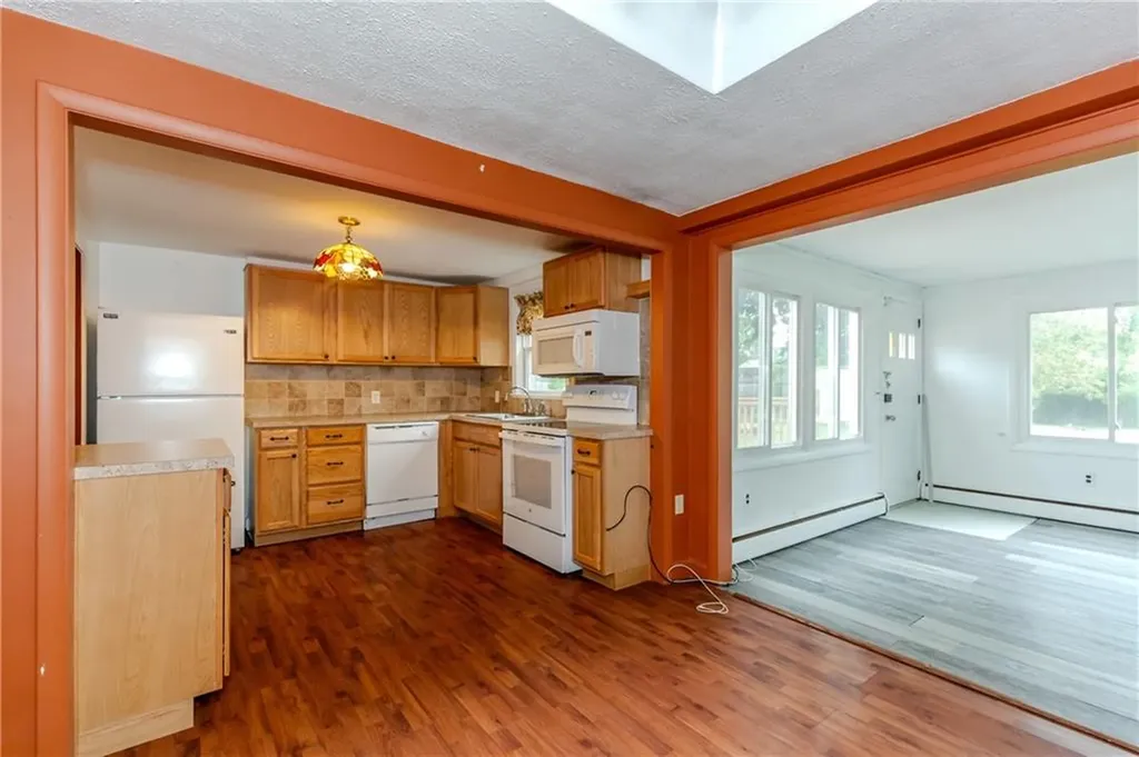 52 Capron Farm Drive Warwick RI 02886