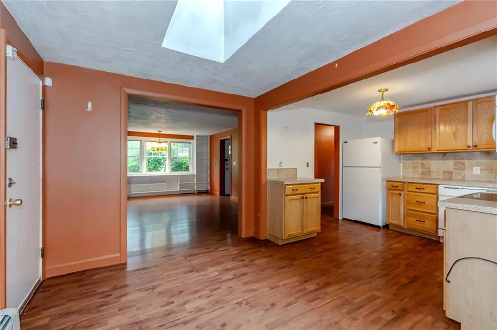 52 Capron Farm Drive Warwick RI 02886