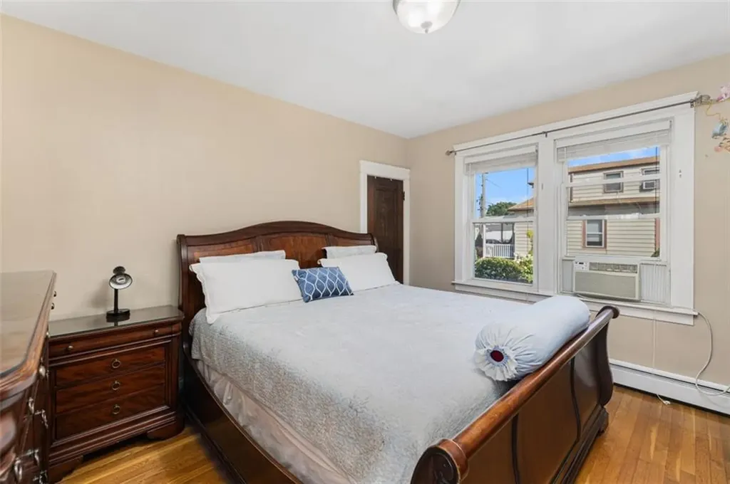 105 Overland Avenue Cranston RI 02910