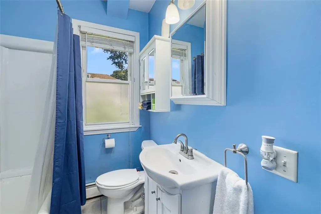 105 Overland Avenue Cranston RI 02910