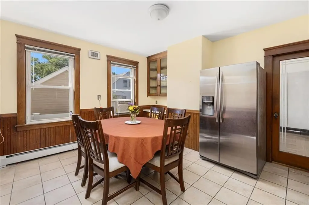 105 Overland Avenue Cranston RI 02910
