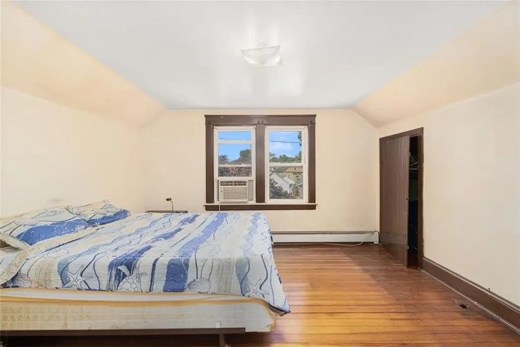 105 Overland Avenue Cranston RI 02910