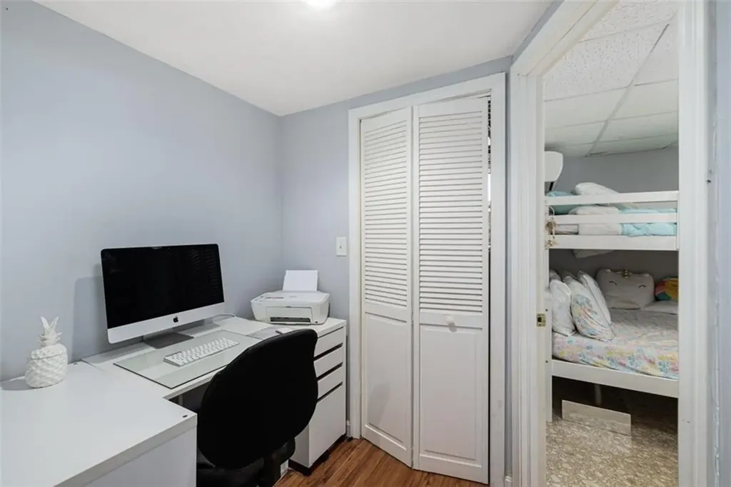 105 Overland Avenue Cranston RI 02910