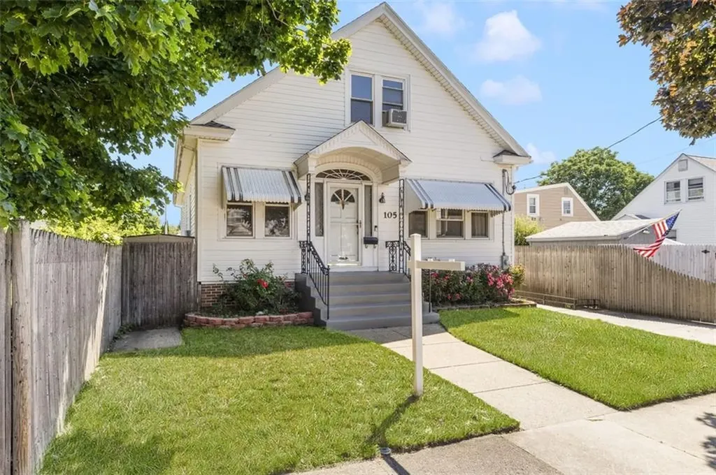 105 Overland Avenue Cranston RI 02910