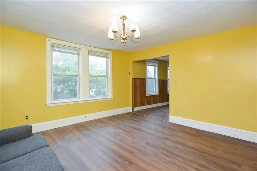 534 Lonsdale Avenue Central Falls RI 02863