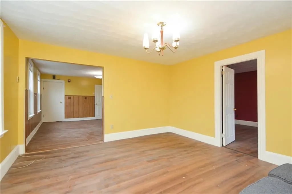 534 Lonsdale Avenue Central Falls RI 02863