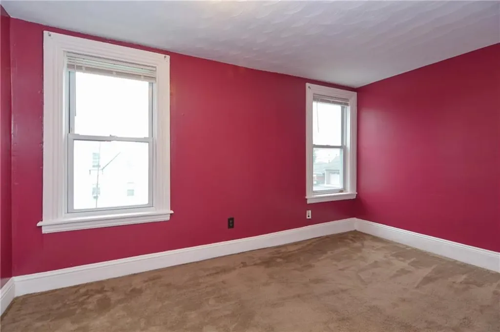 534 Lonsdale Avenue Central Falls RI 02863
