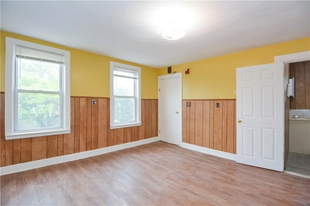 534 Lonsdale Avenue Central Falls RI 02863