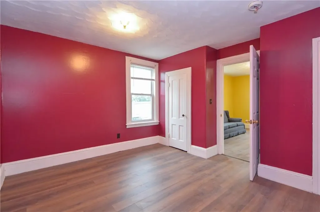 534 Lonsdale Avenue Central Falls RI 02863